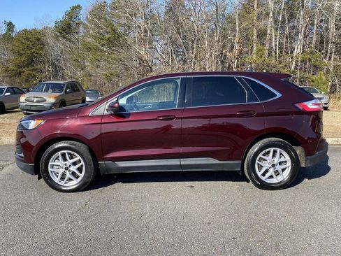 Used 2024 Ford Edge SEL image 2