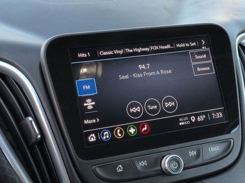 Certified 2023 Chevrolet Malibu LT w/ Driver Confidence Package image 5