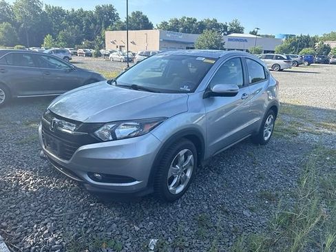 Certified 2017 Honda HR-V EX-L image 3