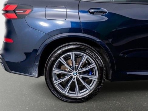 Used 2024 BMW X5 M60i w/ Climate Comfort Package image 8