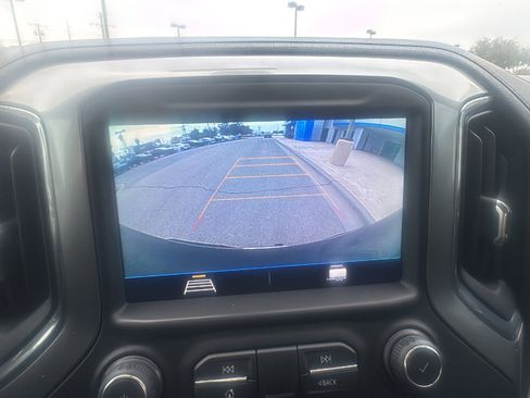 Used 2021 Chevrolet Silverado 1500 LT image 10