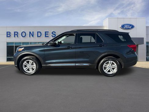 Used 2023 Ford Explorer XLT w/ Class IV Trailer Tow Package image 1