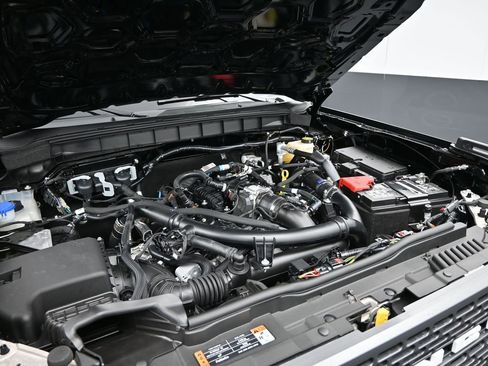 New 2026 Ford Bronco Badlands AWD/4WD image 13