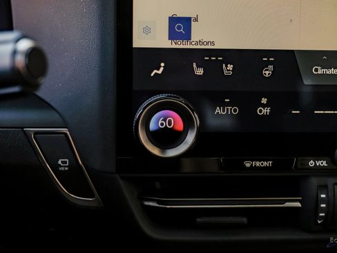 Used 2025 Lexus GX 550 image 66