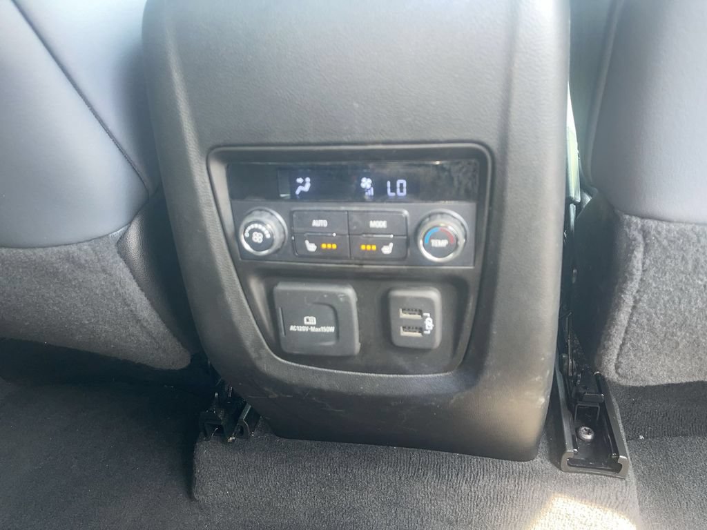 Used 2024 Buick Enclave Premium AWD/4WD image 41