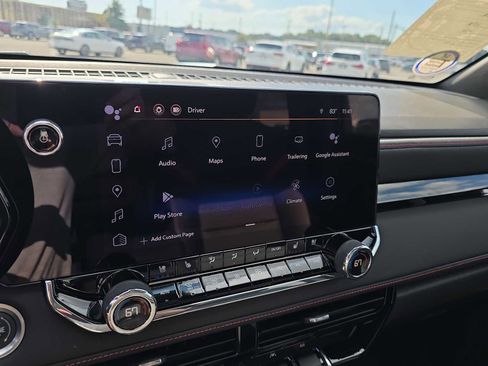 Used 2023 Chevrolet Colorado Z71 w/ Z71 Convenience Package 2 image 14