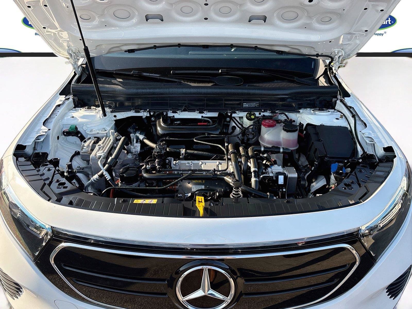 Used 2022 Mercedes-Benz EQB 300 4MATIC w/ Exclusive Package image 29