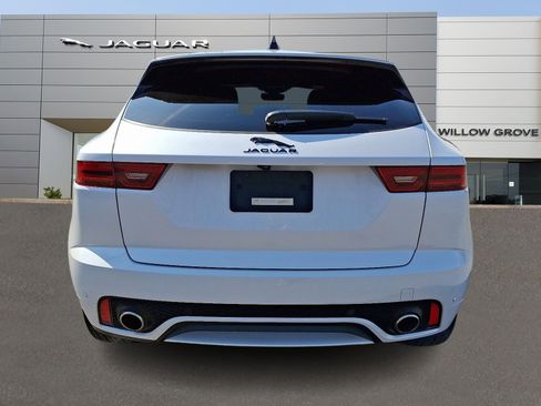 Certified 2024 Jaguar E-PACE R-Dynamic SE image 7