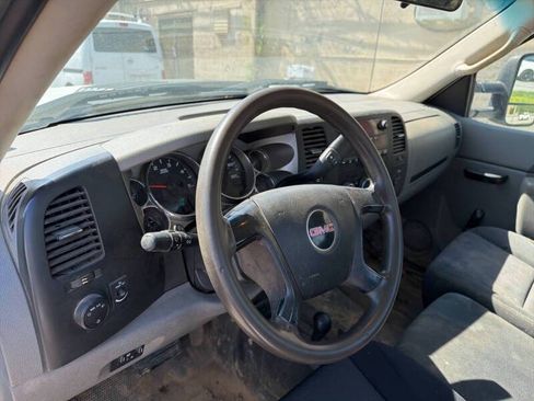 Used 2011 GMC Sierra 3500 W/T w/ Snow Plow Prep Package AWD/4WD image 8