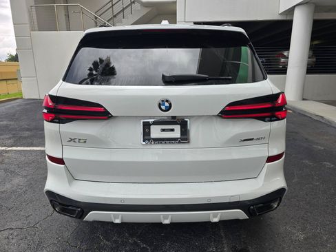 New 2026 BMW X5 xDrive40i w/ M Sport Package AWD/4WD image 4