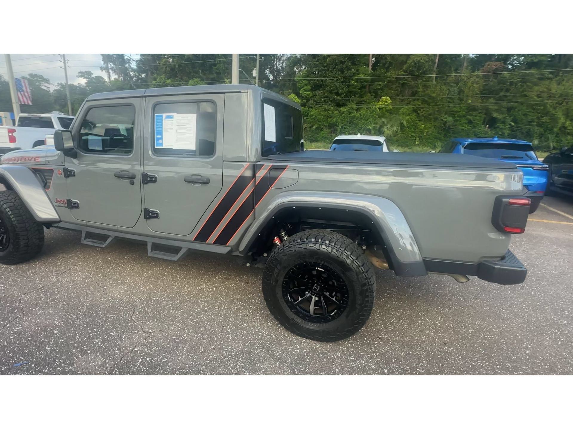 Used 2022 Jeep Gladiator Mojave w/ LED Lighting Group AWD/4WD image 5