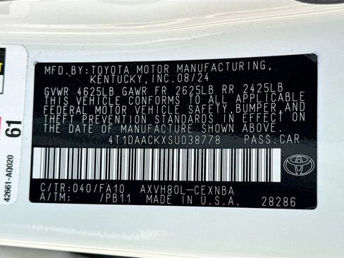 Used 2025 Toyota Camry LE FWD image 39