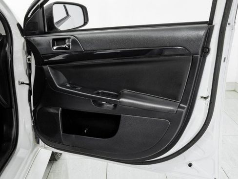 Used 2016 Mitsubishi Lancer ES FWD image 36