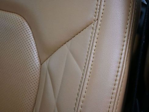 Certified 2023 Ford Expedition Max Platinum image 13