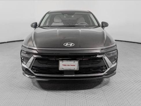 Used 2026 Hyundai Sonata SE FWD image 12
