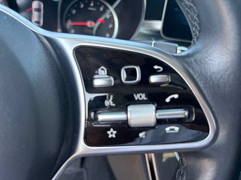 Used 2020 Mercedes-Benz C 300 Sedan image 25