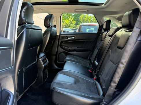 Used 2017 Ford Edge Sport w/ Equipment Group 401A AWD/4WD image 17