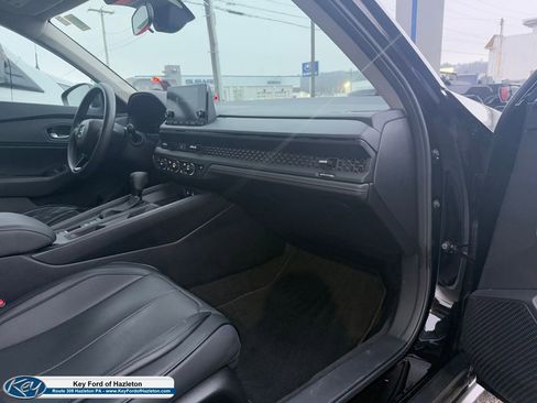 Used 2025 Honda Accord SE image 29