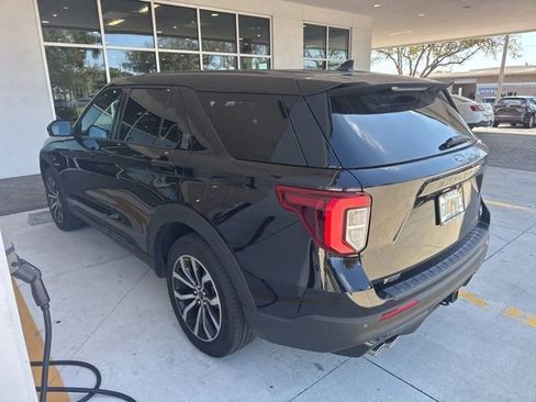 Used 2021 Ford Explorer ST image 7