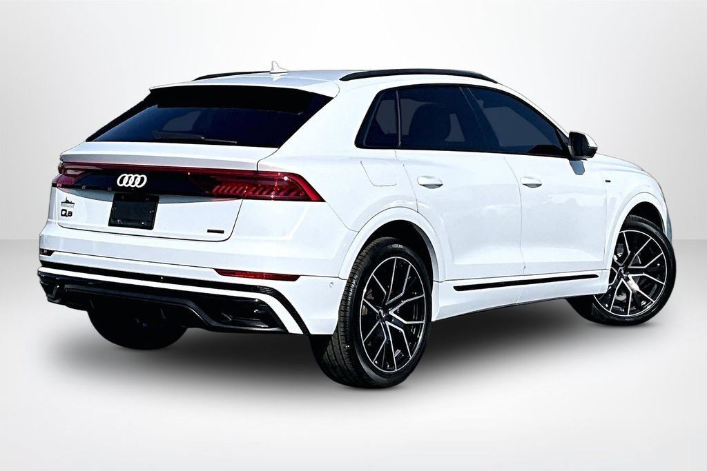 Used 2020 Audi Q8 Premium Plus w/ Premium Plus Package AWD/4WD image 6