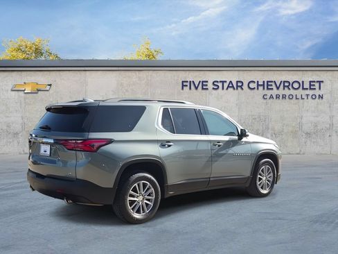 Used 2023 Chevrolet Traverse LT FWD image 8