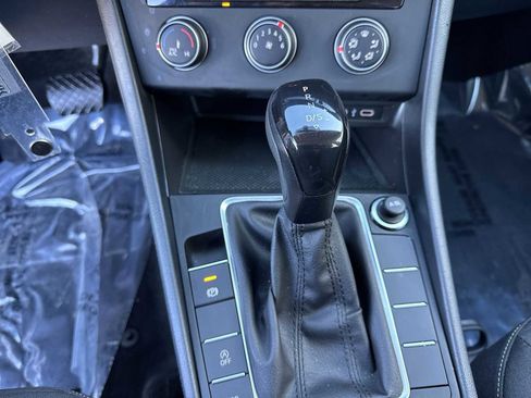 Used 2023 Volkswagen Jetta S image 30