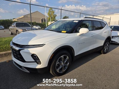 Used 2024 Chevrolet Blazer LT w/ Convenience Package FWD image 10