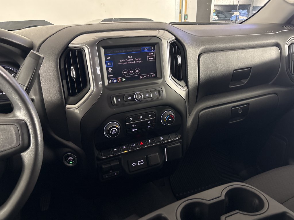 Used 2024 Chevrolet Silverado 1500 Custom Trail Boss AWD/4WD image 25