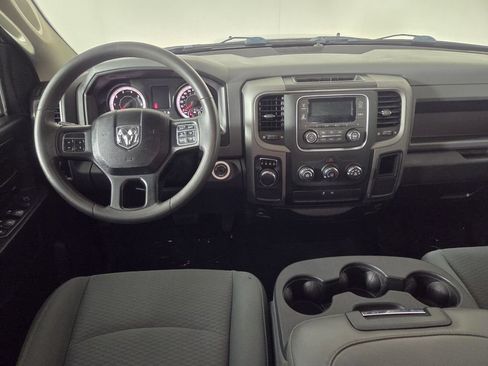 Used 2019 RAM 1500 Express RWD image 25