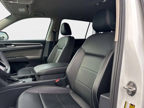 Certified 2023 Volkswagen Atlas SE image 21