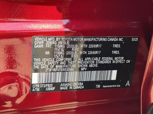 Used 2025 Toyota RAV4 LE AWD/4WD image 29