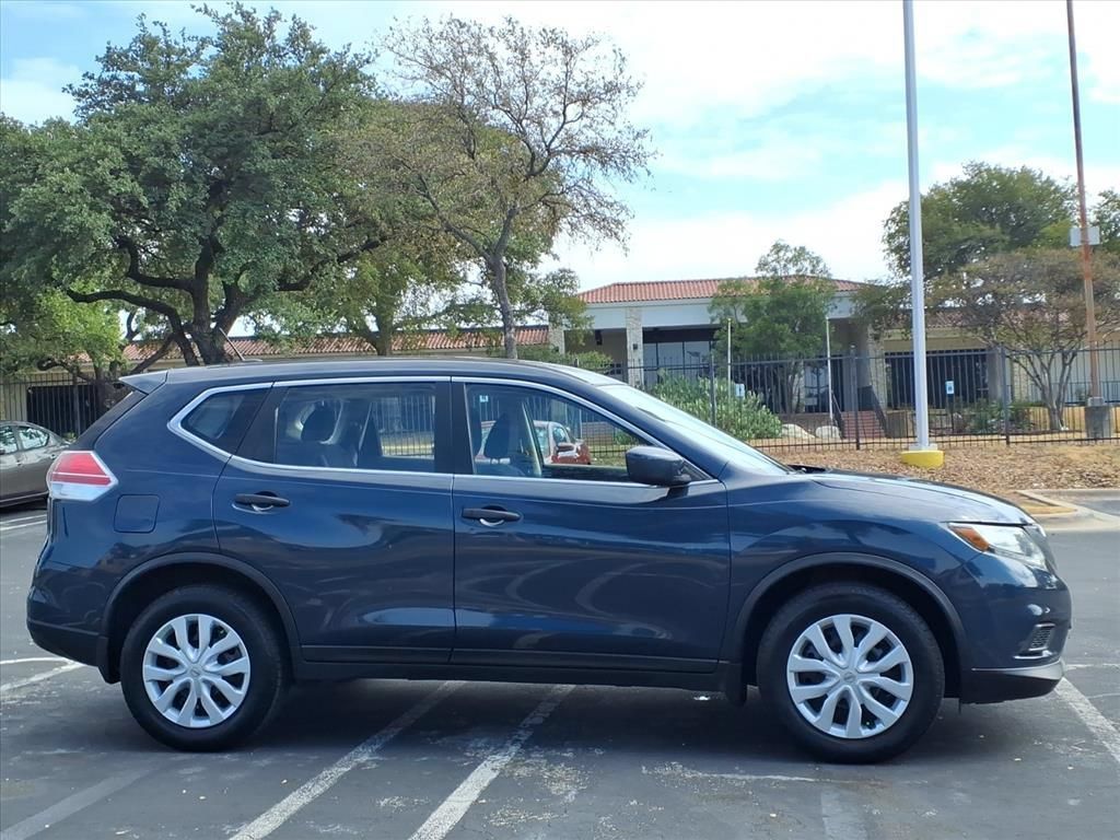 Used 2016 Nissan Rogue S FWD image 4