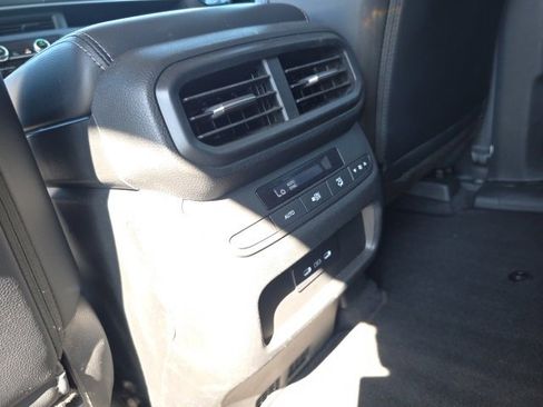 Used 2024 Honda Pilot EX-L image 36