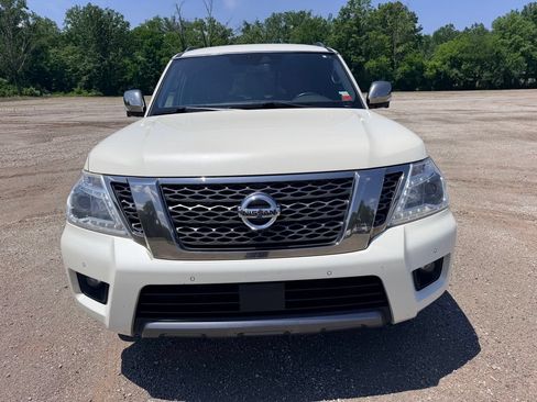 Used 2018 Nissan Armada Platinum AWD/4WD image 2