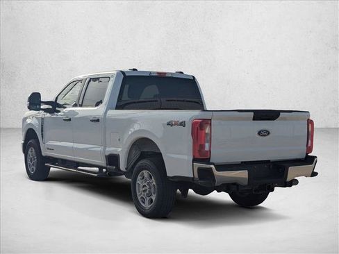 Used 2026 Ford F250 XLT AWD/4WD image 7