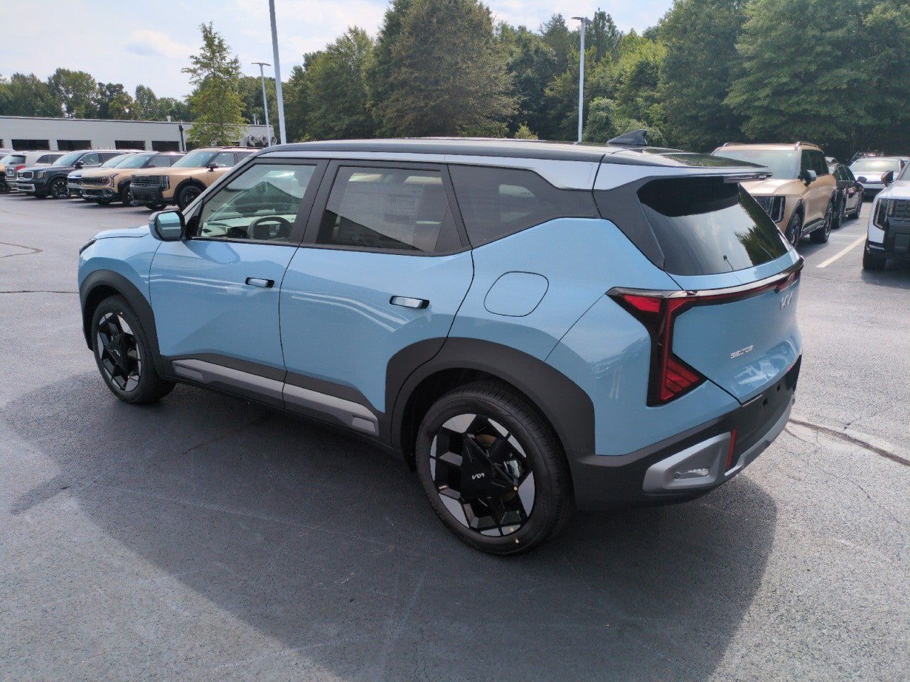 New 2027 Kia Seltos S FWD image 5