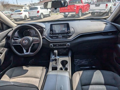 Used 2020 Nissan Altima 2.5 S FWD image 14