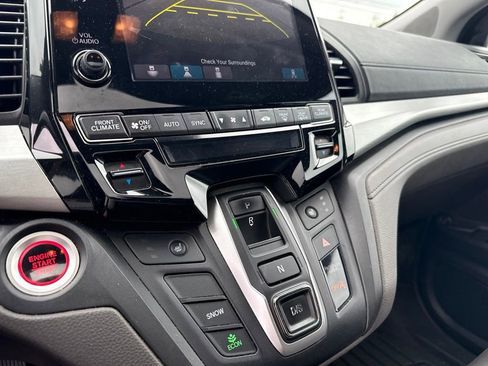 Used 2018 Honda Odyssey EX-L image 17