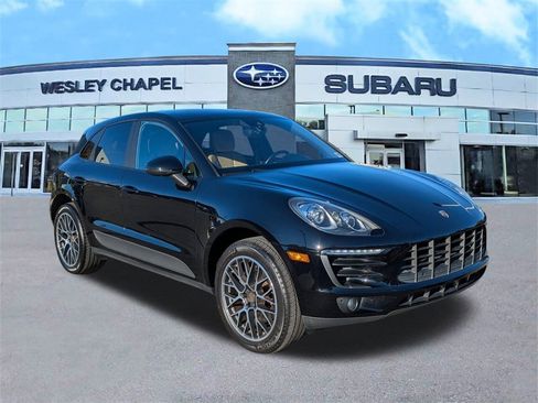 Used 2018 Porsche Macan image 2
