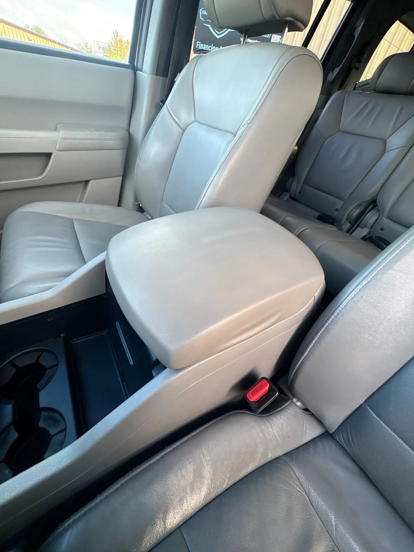 Used 2011 Honda Pilot EX-L image 29
