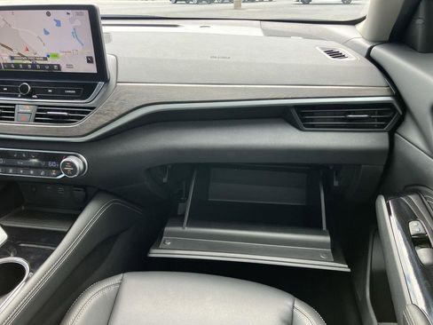 Used 2023 Nissan Altima 2.5 SL FWD image 18