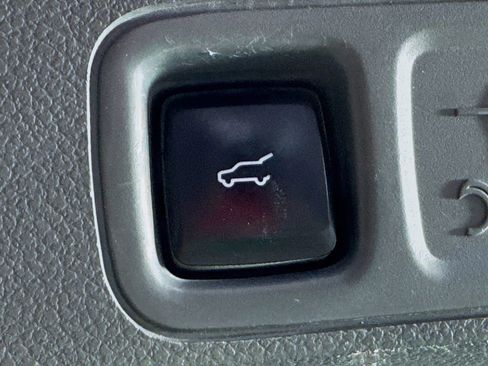 Used 2020 Lincoln Navigator Reserve w/ Luxury Package image 33