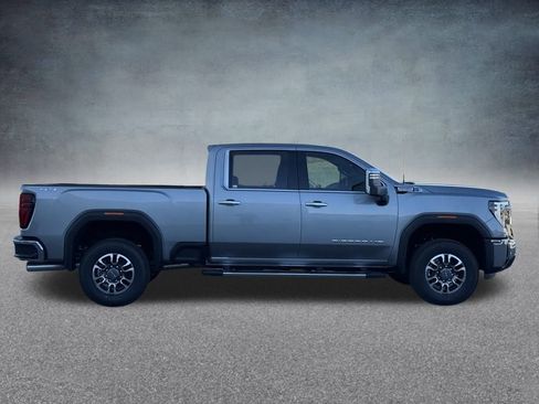 New 2026 GMC Sierra 2500 SLT image 2