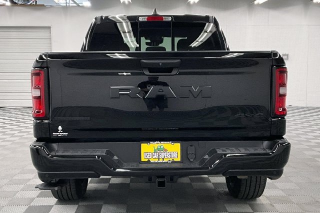 Used 2025 RAM 1500 Big Horn AWD/4WD image 5