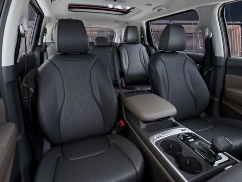 New 2026 Kia Carnival SX FWD image 15