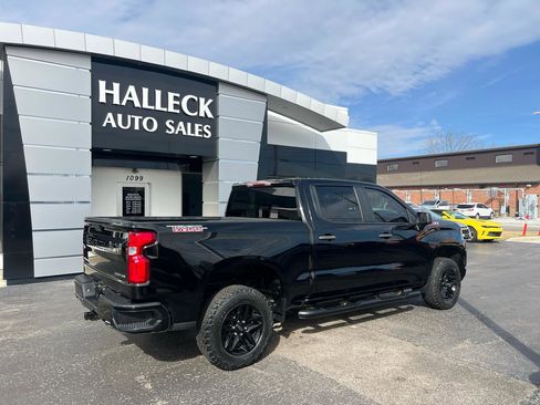 Used 2019 Chevrolet Silverado 1500 Custom Trail Boss w/ Custom Convenience Package image 9