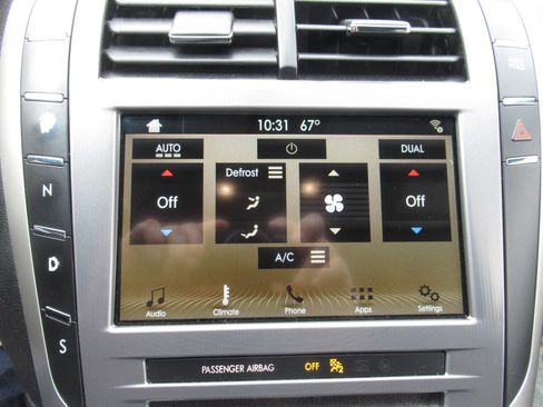 Used 2017 Lincoln MKZ Premiere image 25