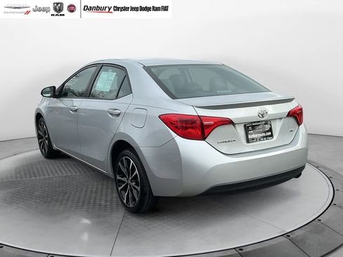 Used 2017 Toyota Corolla SE image 4