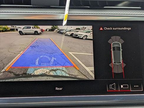 New 2025 Audi Q3 2.0T Premium image 13