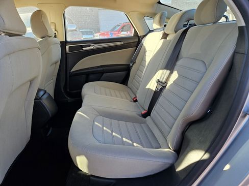 Used 2020 Ford Fusion S image 27